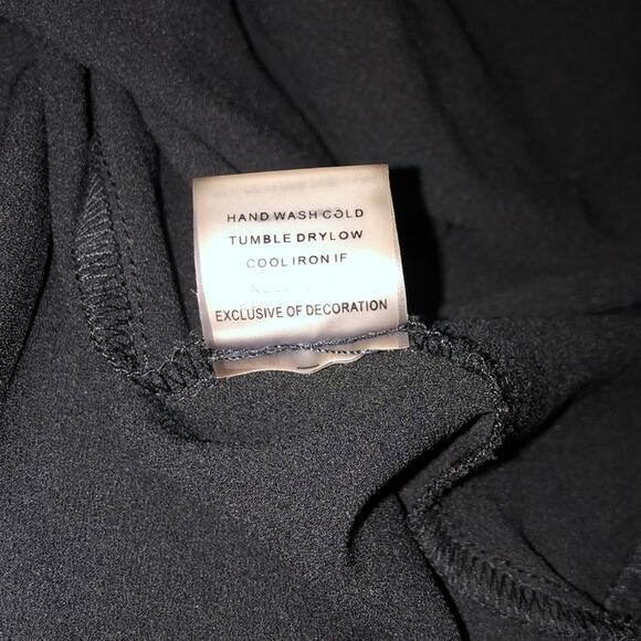 41 Hawthorn Goth Dark Black Shear Edgy Studded Top Medium - Picture 8 of 8